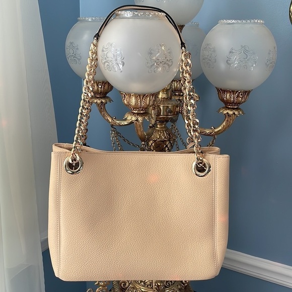 Brand New Valentino Luisa Rock Leather Chain Shoulder Bag Creamy Mousse Studded - Picture 2 of 16